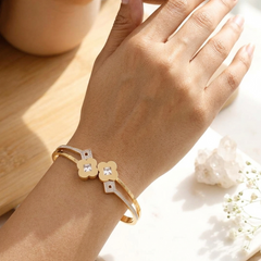Elegant Four Leaf Clover Rose Gold Bracelet