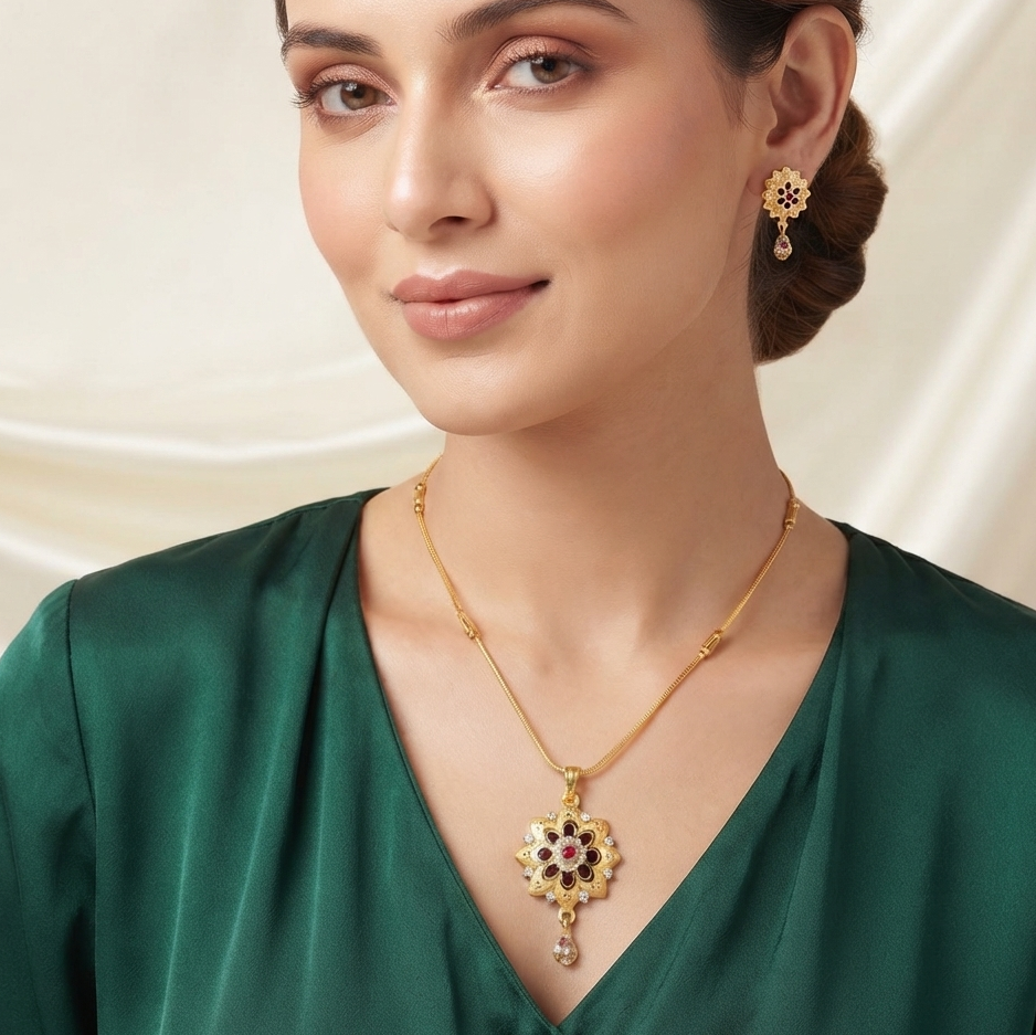 Floral Pendant Necklace Set
